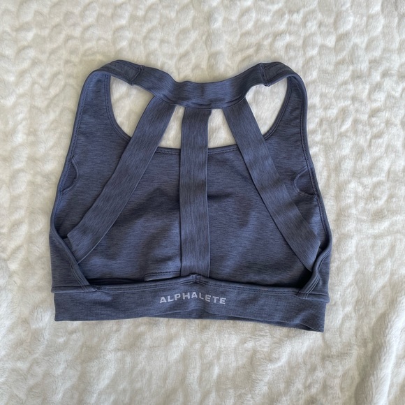 Alphalete Athletics - Picture 4 of 5